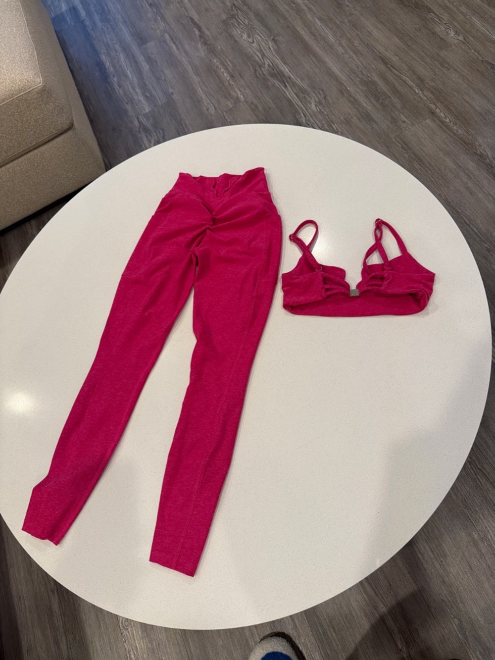Wave Wire bra + leggings 💕 - Picture 2 of 10